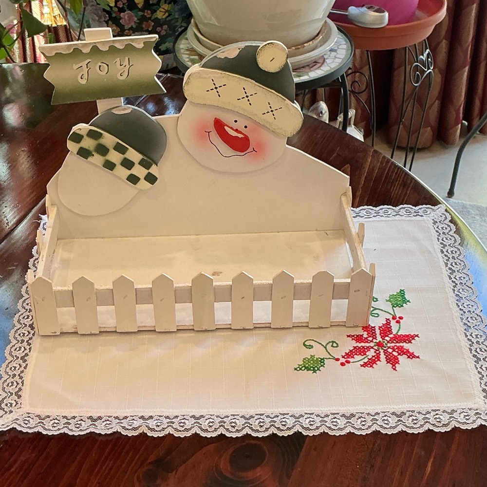 Festive Snowman Holiday Decor with White and Green Accents